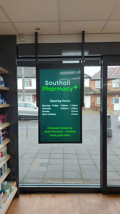 Écrans suspendus double face ultra-haute luminosité - Activemedia