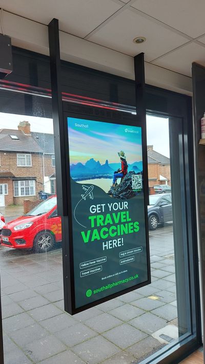 Écrans suspendus double face ultra-haute luminosité - Activemedia