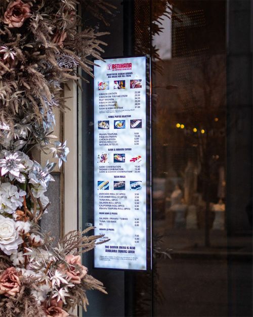 Ultra-Wide Stretched Bar Displays - Activemedia